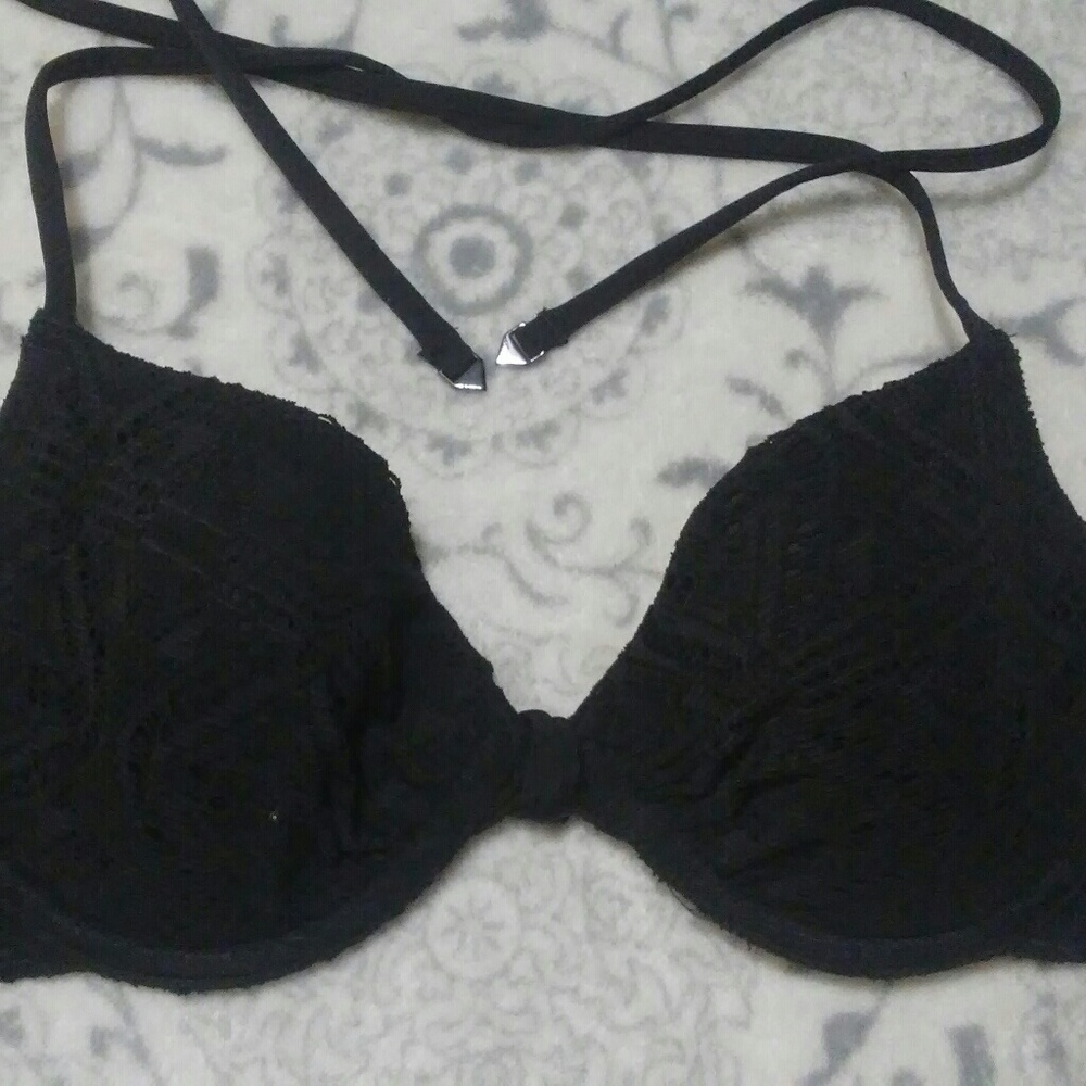 H&M Crochet bikini top